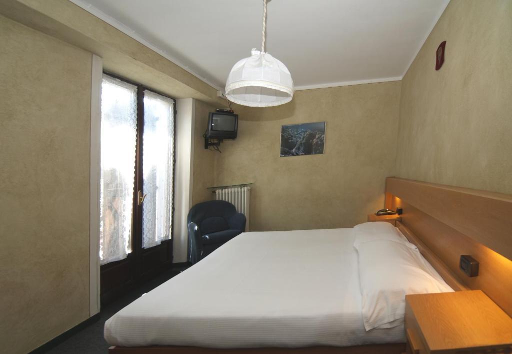 Albergo Nazionale Vernante Room photo